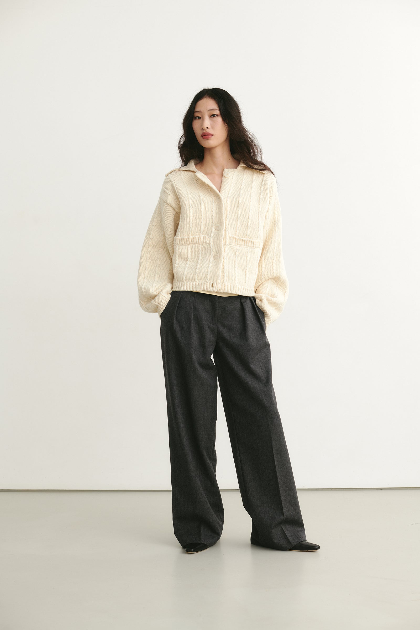 アウターその他 Odd Studio Odd Signature Logo Button Crop Cardigan IVORY DAPHNEIvory0587_1600x.jpg?v=